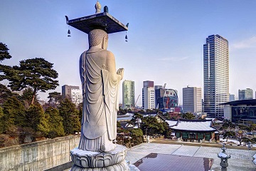 Skyline of downtown Seoul, South Korea from bongeunsa temple